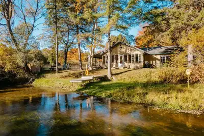 Image de Private fishing, close to skiing and snowmobiling!