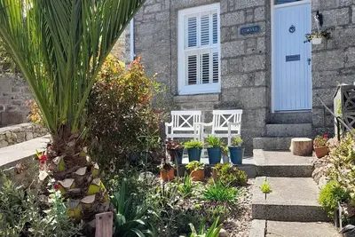 Beautiful cottage 1/2 mile from Mousehole