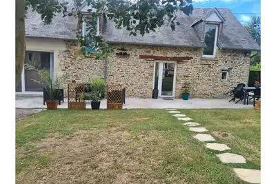 Image de Petit corp de ferme, à proximité des sentiers de randonnées, à 30 mn de la mer