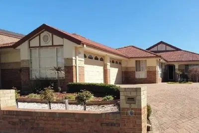 Image de \"Roxy\" Spacious Cosy Getaway - Near Melbourne Airport