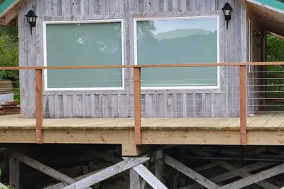 Image de Remote Alaska living experience, private cabin.