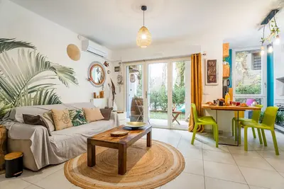 Image de Areno. Moderne, 30m du port, clim, terrasse et jardinet