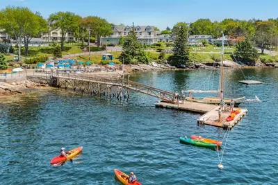 Image de Bright Cottage| Porch+Waterfront | No Hidden Fees