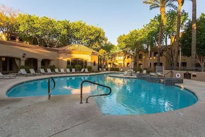 Image de Resort-style 1br | Walkable | Putting Green | Pool