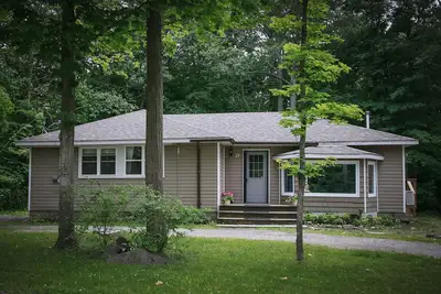 Image de Cheerful 4-bedroom cottage in nature setting