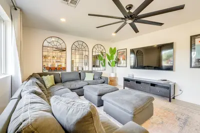 4 Mi to Dtwn: Home w/ Fire Pit & Patio in Tempe