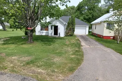 Image de 3 bedroom home ready for your Up Adventures