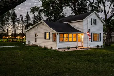 Image de Family friendly Farmhouse just minutes from the beach, golf course, and casino!