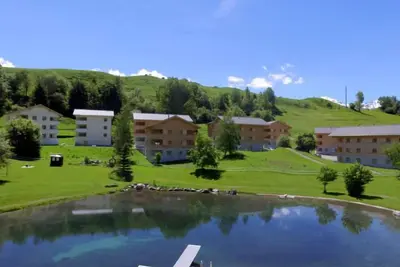 Image de Pradas Resort - 2. 5 Zimmer Premium by Interhome