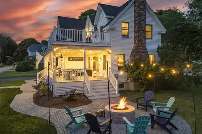 Image de Porchside Boothbay Harbor | 4 Bed, 2 Bath