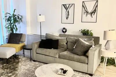 Image de Spacious one bedroom in central location