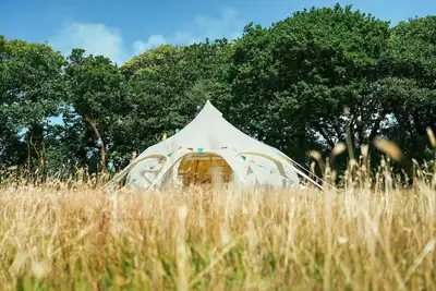 Totally Luxury 4 Person Bell Tent 10 mins Surf/Sail/Swim Beaches