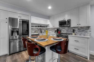 Image de Beautifully Appointed Condo 1st Floor Condo with Resort Amenities, Deck
