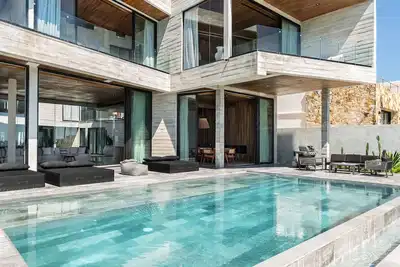 Image de Private Beach house with Pool