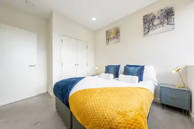 Image de Prestige-Appartement-Salle de bain privée séparée-Terrasse-115n Platform North