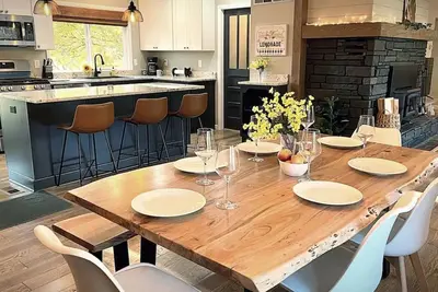 Image de Kalispell Skiers Lodge - Walk to Downtown\/Shopping