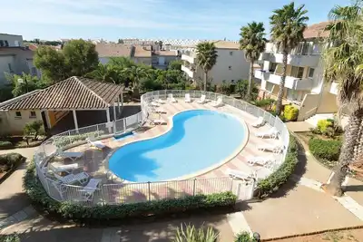 Image de Sol-y-Days Mayflower, appartement avec piscine proche centre