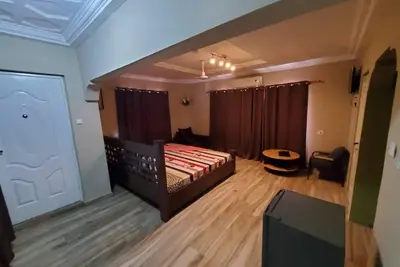 Image de Executive Apartment with Steam Bath & Balcony