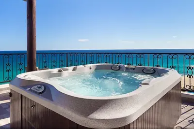 Image de Located on chilcano bay