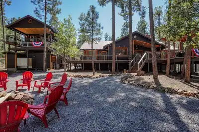 Image de Wood Lodge * Secluded Remodeled Cabin In The Woods 1. 25 Acres