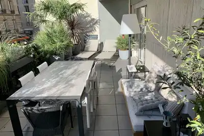 Image de Paris Tour Eiffel: Appartement Tour Eiffel - Terrasse - Ac Living room/Kitchen