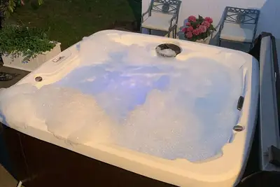 Image de Relax villa, hot tub and New Heated pool, 7 minutos from the beach
