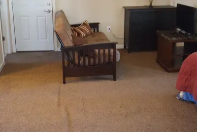 Image de 700 sq ft+ private studio apartment, one large room and bathroom