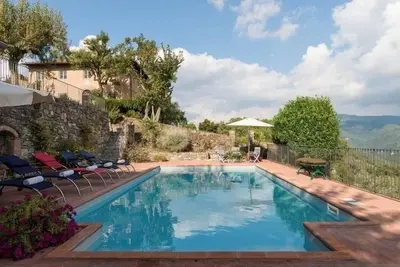 Image de Elegant villa: 6 dble beds\/baths