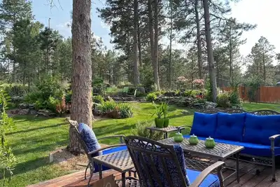Image de Central Black Hills Retreat: 3br home w/ hot tub, pool, & private deck oasis!
