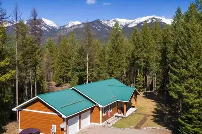 Image de The Gathering Home- Hot Tub, Sauna, Game Room, Mtn Views!