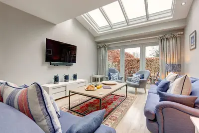 Image de High spec and centrally located in Burnham Market - 47% discount for 7 nights.