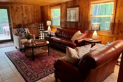 Image de Rustic Pines - Woods, Water and Nature to Relax & Unwind.
