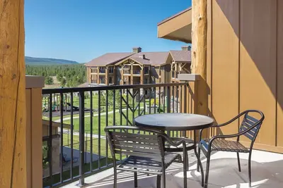 Image de 2 Bdrm Resort Condo Near Yellowstone Park Entrance