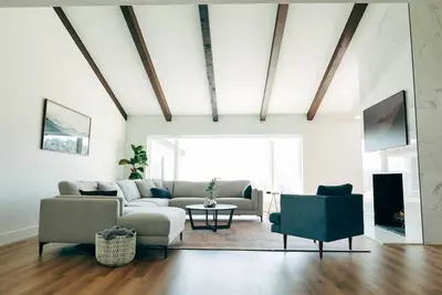 Image de Spacious & Fun - 5br/4ba • Pool Table • Hot Tub