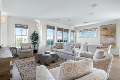 Image de Unwind at the Georgetown | Centrally located 4-bedroom 3-bath condo in Rosemary Beach!