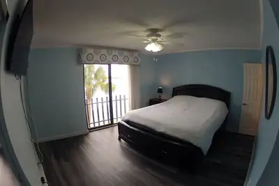 2 Bed 2 Bath Penthouse with Private Beach and Heated Pool!