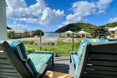 Image de Pond Bay Paradise-Ocean Views, Beach w/ Kayaks & Sups, Hot Tub