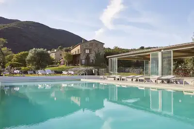 Image de Breathtaking Views & Rich Culture sont les vôtres à notre villa toscane traditionnelle