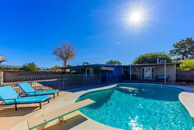 Image de Casa De Azul 4 bed 2 bth, Eastern Tucson Arizona, Pool, Private