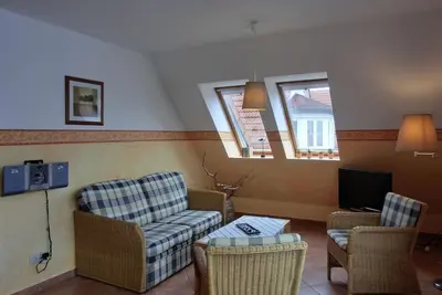 Image de Vacation apartment P8 - Centrally located 2-room apartment on the 2nd floor