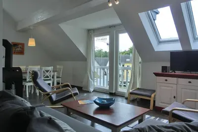 Image de Vacation apartment W17. 3 - 4-room apartment for max. 8 pers. on the top floor, close to the beach