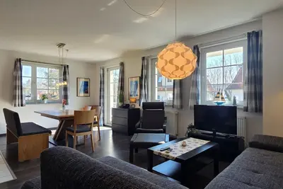 Image de Vacation apartment U5 \"Wassermann\" - modern 3-room vacation apartment close to the beach for