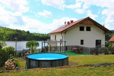 Image de Joli appartement pour 2 personnes avec piscine, Wifi, Tv, patio, animaux admis et parking