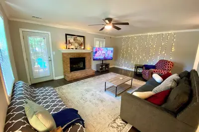 Image de Cheerful 2-bedroom Townhouse in Smyrna