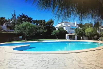 Image de Beautiful detached villa in Pla del Mar only10 minute walk into the town centre.