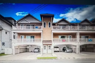 Image de Top Floor Spacious Condo 2 Blocks from Boardwalk & Beach