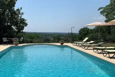 Image de Grande maison dans les gorges de l’Aveyron, 4 chambres, 8 couchages