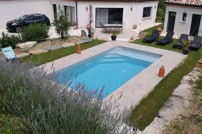 Image de Maison Des Lavandes Avec Piscine Privee Et Sans Vis A Vis