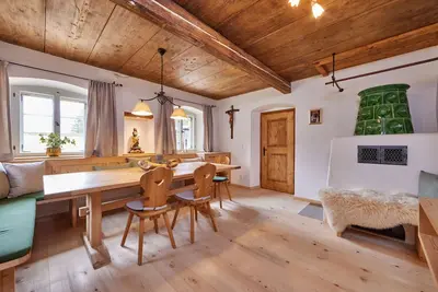 Image de Almrausch - Modern holiday flat in historic farmhouse