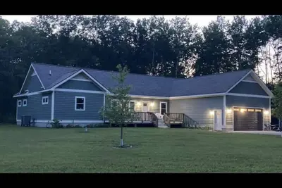 Image de Large home with game room, above ground pool and Atv trails! ! >Pstr 23-044